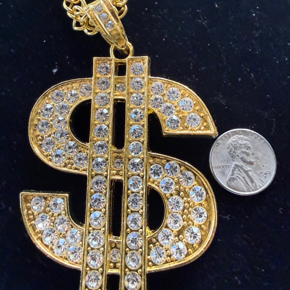 UNIQUE RHINESTONE LARGE CHUNKY DOLLAR SIGN NECKLACE. LONG CHAIN